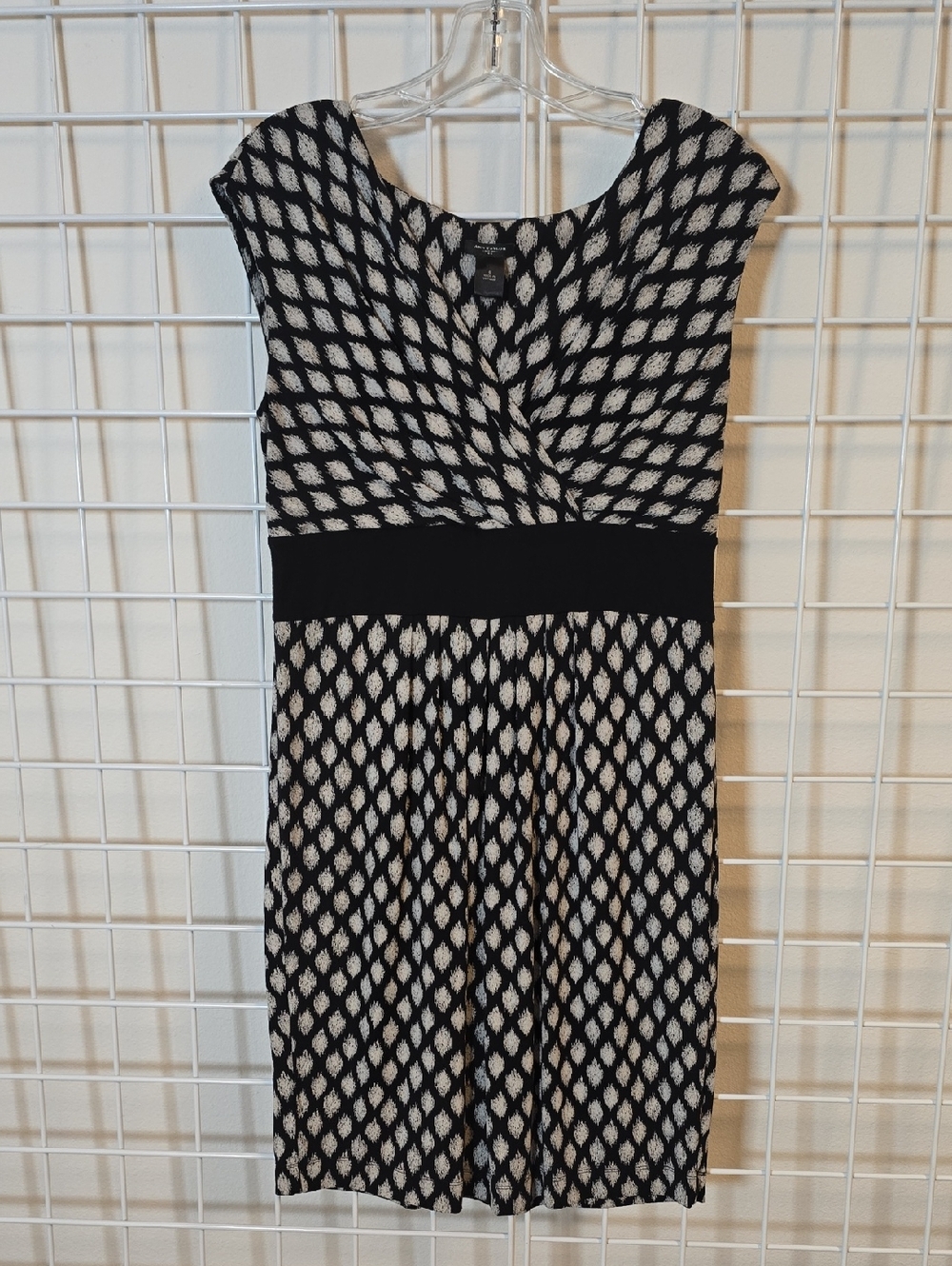 Anne Klein Black and White  Printed Midi Dress With Bonus Shrug Size 6